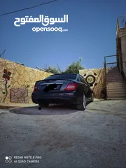  3 مرسيدس للي بدو اشي مميز