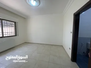  5 شقة 120م وحديقه وترسات 120 متر خلف طواحين الهوا من المالك