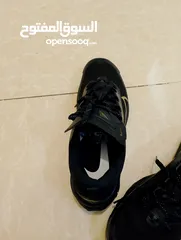  10 حذائين   NIKE  اصليات وارد امريكي جديد غير مستخدم