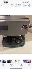  1 ماكينة صنع قهوة  Coffee maker