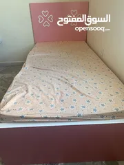  2 سرير للبيع بحالة  الجديد