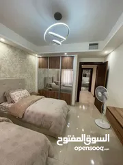  7 شقة مفروشة بعفش مميز  لم تسكن في أجمل مناطق عبدون