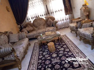  4 طقم كنب مصري بحاله جيده مع الطاولات