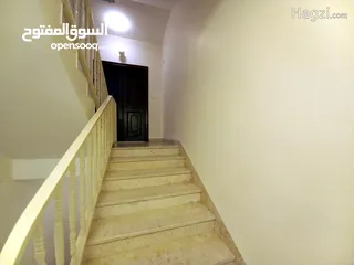  16 شقة غير مفروشة للإيجار 220م2 ( Property 15554 ) سنوي فقط