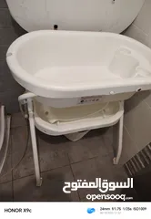  1 ستاند و بانيو أطفال للبيع
