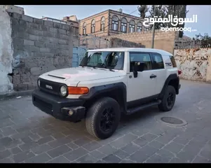  7 سيارة اف جي سبورت موديل 2015 TRD عبداللطيف جميل 60 عام ‏ ‏Toyota  FJ CRUISER TRD