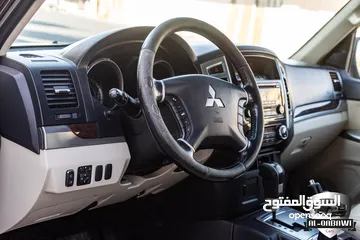  13 Mitsubishi Pajero 2017  السيارة وارد الشركة و بحالة ممتازة جدا