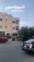  14 إسكان مميز  للبيع في قلب المدينه الرياضية بجانب مسجد زكي ابو عيد شارع ابن زريق