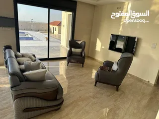  12 The view villa