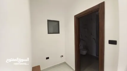  7 Apartment for sale in Al Jandaweel ( Property 42732 )-174637199