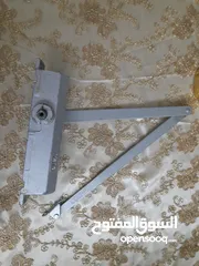  1 رداد باب نوع yale الاصلي بحاله جيده للبيع