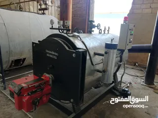  5 بويلرات بخار وتنكات ومداخن