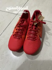  5 شوز Nike جديد للبيع