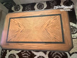  1 طقم كنب وطربيزات