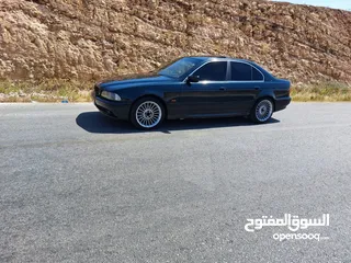  1 BMW E39 520i