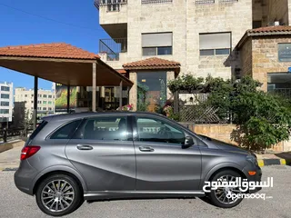  16 Mercedes Banz B250 2015