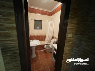  8 شقه صغيره مفروشه للايجار في الجندويل