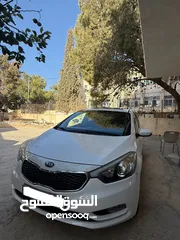  23 كياK3 سيراتو فتحة سقف  2014 بنزين ماتور 1600 نخب