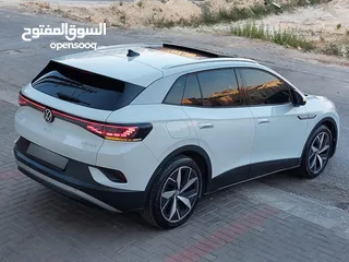  8 فولكسفاغن ID4  بيور بلس 2022 / قطعت 27 فقط/ فحص كاامل