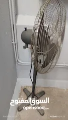  1 مروحة ماركه جيدة و مصنوعة من الحديد