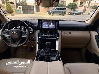  15 تويوتا لاندكروزر 2022 GXR بحاله الوكاله فحص كامل فل كامل ماشي 24 الف فقط صيانه الشركه