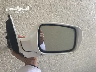  1 مرآة جانبية (يمين) - جانب المرافق