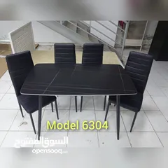  1 dining table with 4 chair