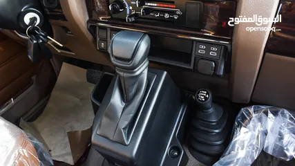  18 Toyota Land Cruiser Pickup 4.0L V6 Petrol Single Cabin Auto Transmission
