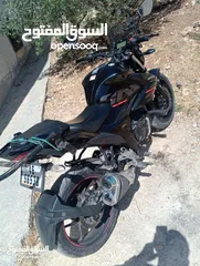 3 دراجة جيكسر 150سسي ستريت