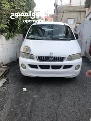  1 هيونداي h1 2001