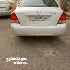  6  هيونداي افانتي 2002