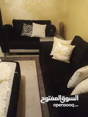  6 طقم كنب ضيوف مستعمل خفيف بحاااال الوكااالة الكنب فخم جدددا  والله يبارك  للتواصل واتس