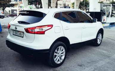  3 شقه للبيع مساحه 140 متر صافي