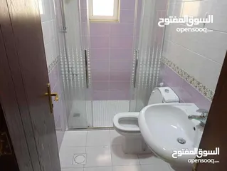  10 شقه فارغه للإيجار