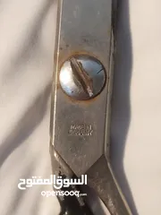  7 مجموعة انتيكات قديمة كل قطعه لها سعر وسعر خاص للمجموعة كامله