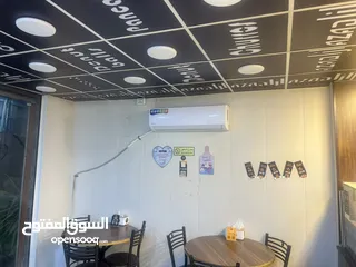  17 محل وافل وكريب. وكوتيلات للبيع