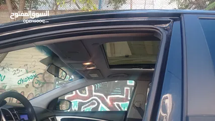  2 هيونداي i30 سنة 2016 اوتومات مع فتحة بانوراما....نخب