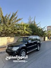  1 ميتسوبيشي باجيرو 2013 جميع الضافات ماشيه 140 الف كيلو