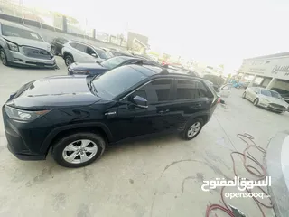  11 2021 TOYOTA RAV4, LE  بطاريه ليثيوووم السياره توب نضافه بصلاه على النبي