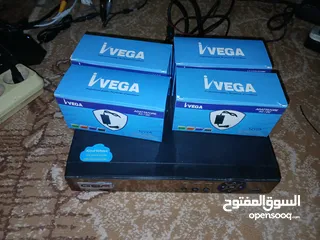  13 كاميرات مراقبة 2 ميجا مستعمل وحالة ممتازه ويوجد كاميرا بالكرتونه ومحولات بالكرتونه شغالات عالفحص