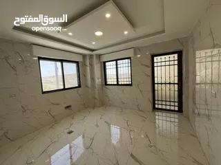  6 شقة ارضية جديدة مميزة للبيع بسعر جيد جدا بمنطقة البصه ابو السوس من المالك مباشرة