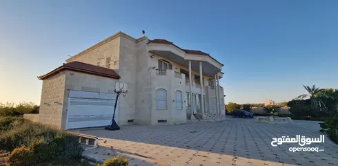 1 Palace for sale in Husban Madaba