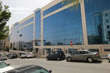  8 عيادة للإيجار من المالك جانب المستشفى التخصصي مساحة 58م (مجمع الحسيني الطبي)