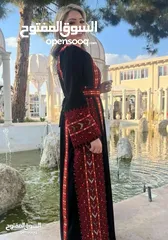  2 ثوب علا نيروخ مطرز كامل اسود واحمر مطابق لصورة تماما  جديد الثوب جدا راقي