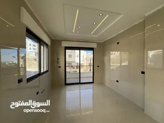  14 شقة ارضية (شركة شامية للاسكان)مع ترس وكراج للبيع بأجمل مناطق مرج الحمام بالقرب من دوار الشوابكة