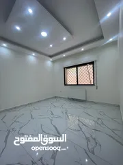  6 شقه ارضيه 175م وحديقه 250م من المالك مباشره تلاع العلي خلدا