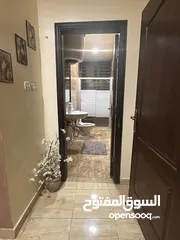  13 شقة مفروشة ( روف ) للايجار الشهري واليومي من المالك مباشر في شارع المدينة المنورة موقع حيوي