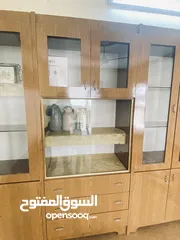  5 بوفيه لآتية فرومايكة حالة الوكالة للبيع 3 قطع  رقم الهاتف