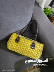  8 حقائب مستعملة ماركات اصلية 5 دنانير للحقيبة