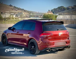  7 فولكسفاغن جولف  MK7.5  فل الفل فتحة سقف بانوراما بنزين 1500cc اتوماتيك-2020  نخب